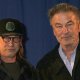 Alec Baldwin, brutto incidente col fratello Stephen: la loro auto finisce contro un albero negli Hamptons