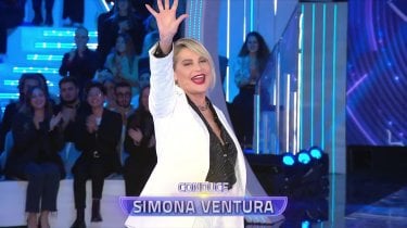 Simona Ventura