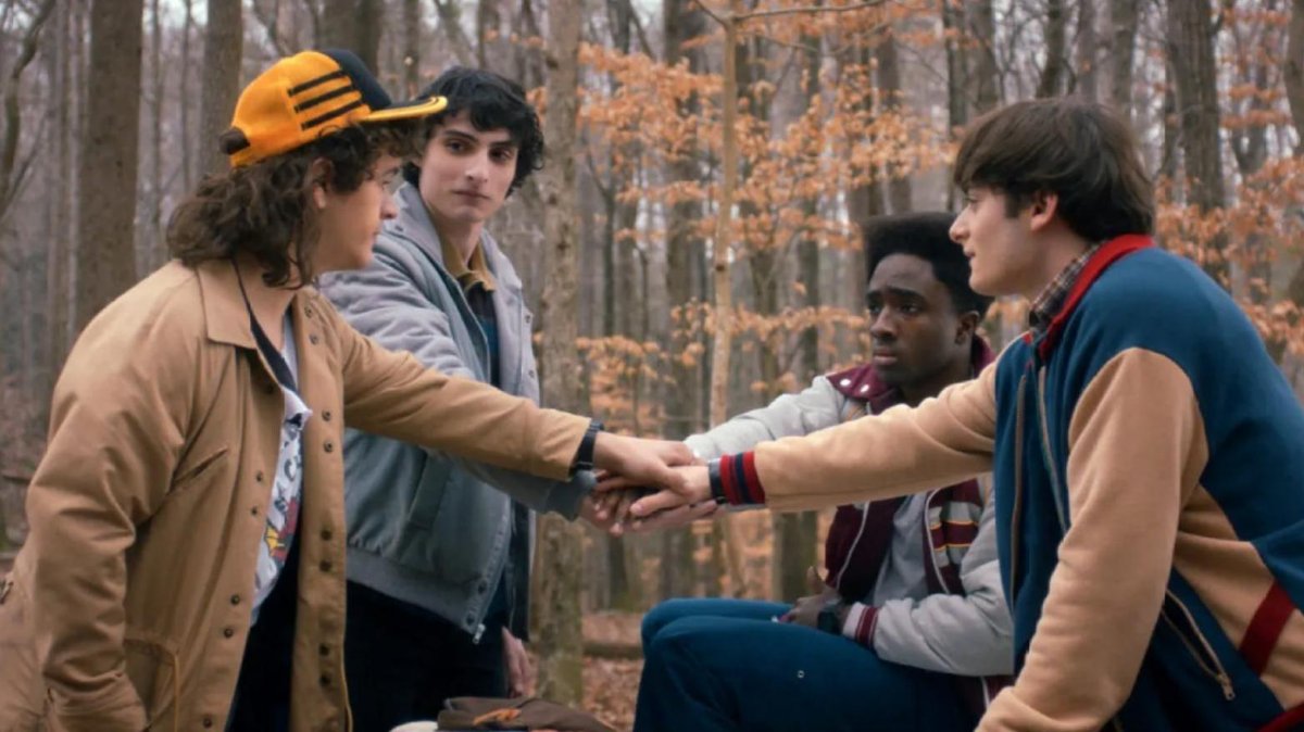 stranger things netflix conferma la svolta epocale che rivoluziona la fruizione dello show