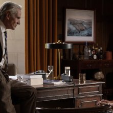 The Morning Show. Jeremy Irons e Jennifer Aniston sono Martin e Alex Levy