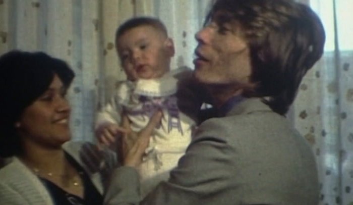 Nino. 18 Giorni - Trailer del documentario su Nino D'Angelo