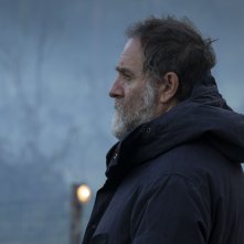 Cinque secondi: Valerio Mastandrea di profilo