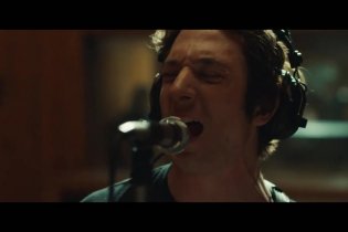 Springsteen: Liberami dal nulla - Final trailer italiano del biopic su Bruce Springsteen con Jeremy Allen White