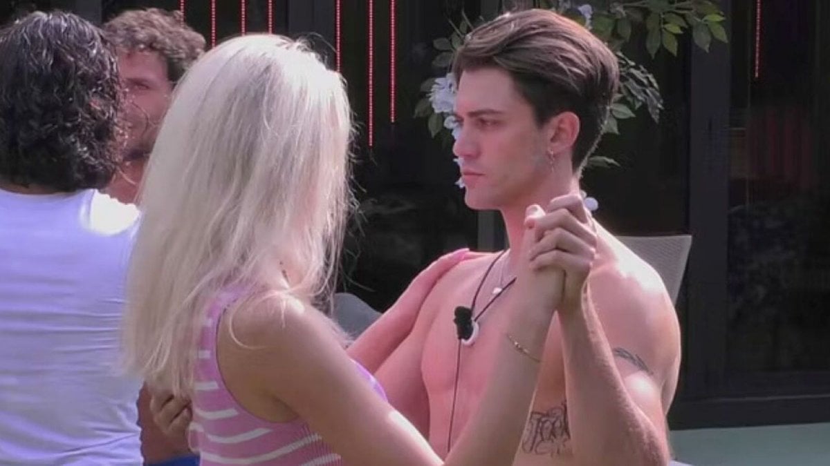 Grande Fratello, Jonas Pepe spiazzato da Giulia: "Ma quanto può essere stron*a"