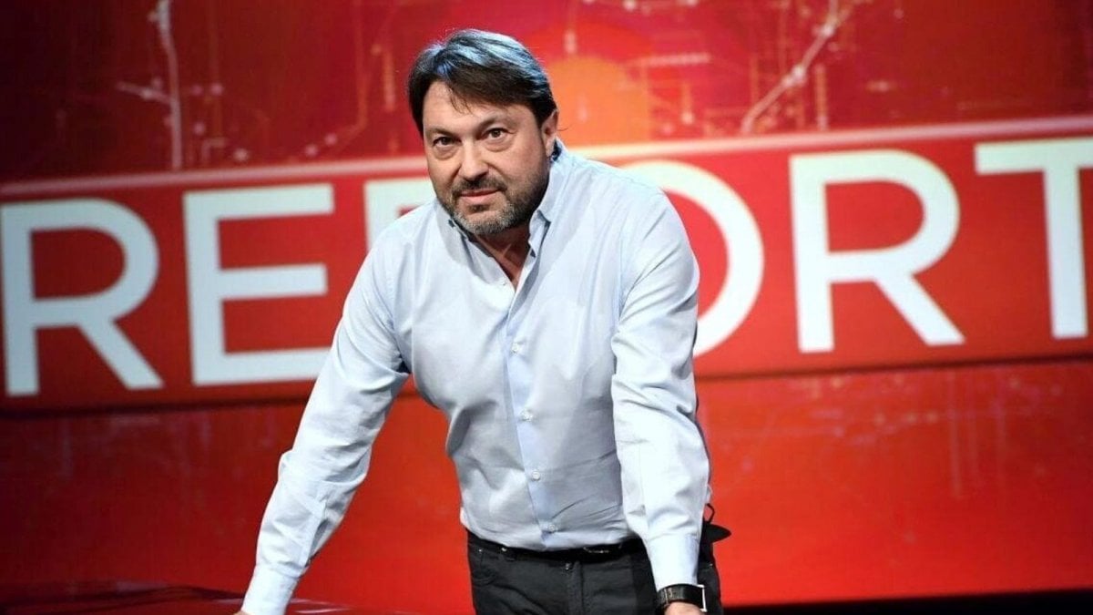 Attentato a Sigfrido Ranucci, bomba esplode davanti alla sua casa di Pomezia: "Potevano uccidere mia figlia" Attentato a Sigfrido Ranucci, bomba esplode davanti alla sua casa di Pomezia: "Potevano uccidere mia figlia"