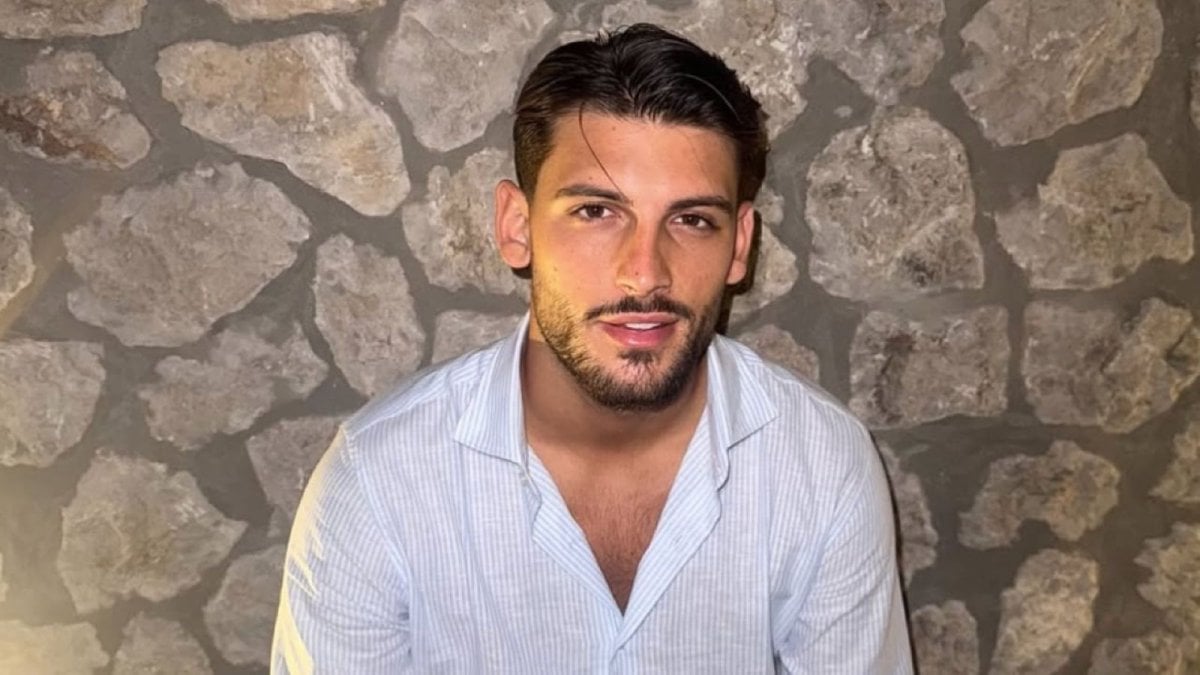 Uomini e Donne, Ciro Solimeno rompe il silenzio su Martina De Ioannon: “Mi sono fidato fino a tre ore fa” Uomini e Donne, Ciro Solimeno rompe il silenzio su Martina De Ioannon: “Mi sono fidato fino a tre ore fa”