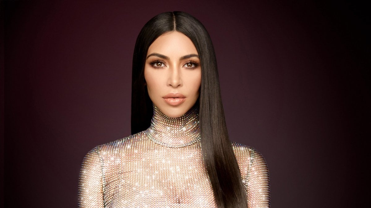 Kim Kardashian svela perché ha chiuso la relazione con Kanye West: "Dovevo salvare me stessa" Kim Kardashian svela perché ha chiuso la relazione con Kanye West: "Dovevo salvare me stessa"