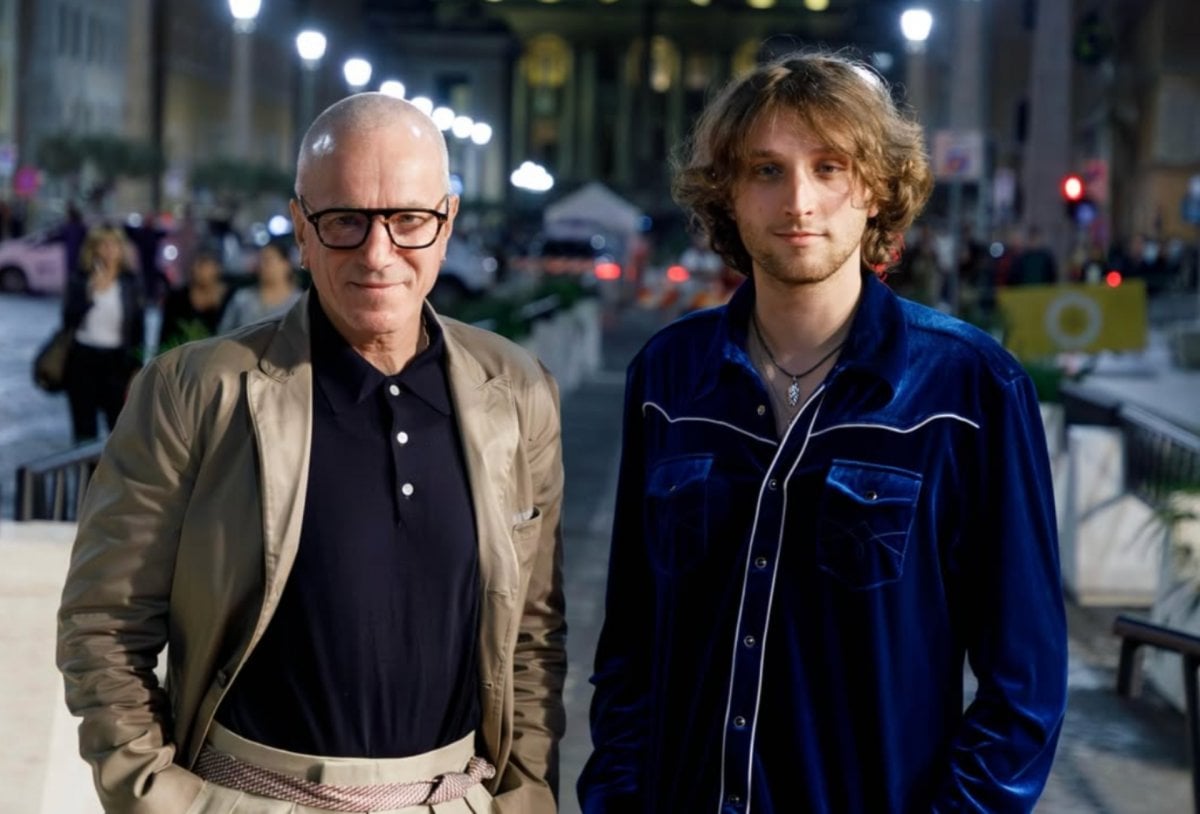 Anemone, Daniel Day Lewis e il figlio Ronan: "L Anemone, Daniel Day Lewis e il figlio Ronan: "L