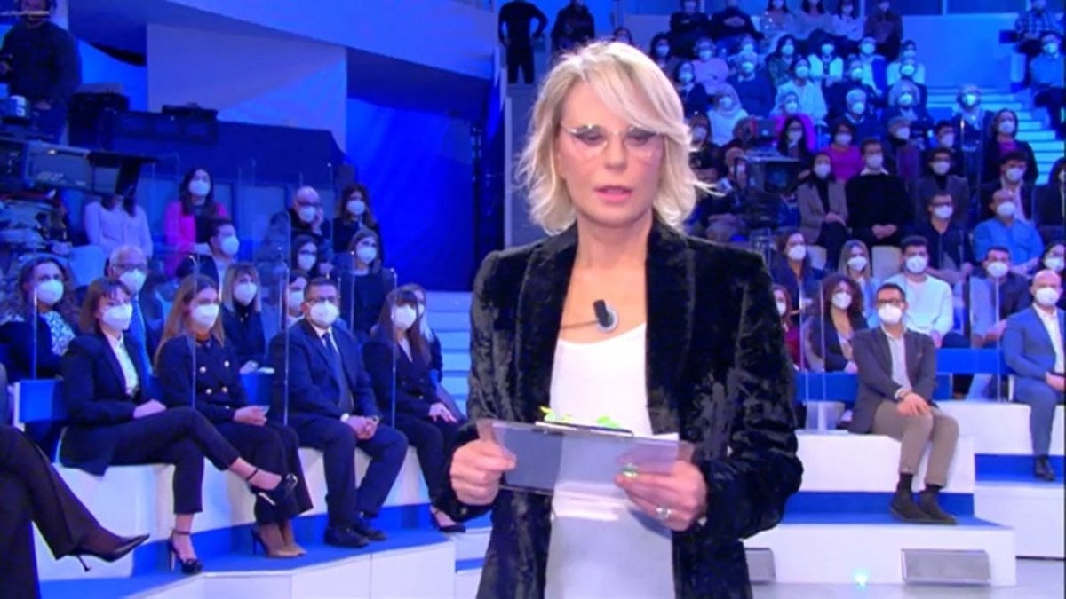 C’è Posta per Te: tre super ospiti per la nuova edizione del programma di Maria De Filippi C’è Posta per Te: tre super ospiti per la nuova edizione del programma di Maria De Filippi