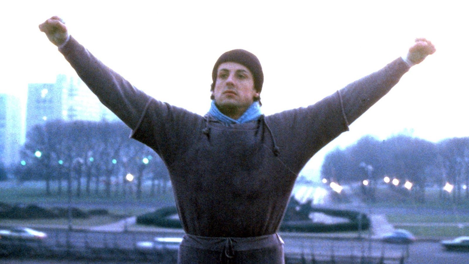 Rocky: Sylvester Stallone in una scena del primo film
