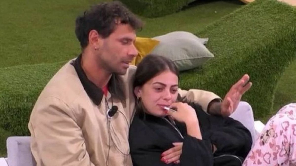 Grande Fratello, la compagna di Domenico minaccia Benedetta: "eliminatela  che l’aspetto alla Porta Rossa"