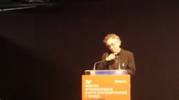 Tim Burton ringrazia Florence Biennale per il premio Lorenzo il Magnifico alla carriera