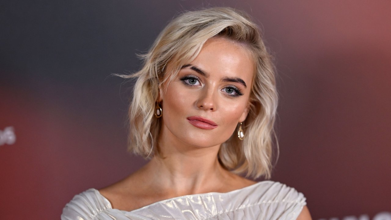 Millie Gibson: un primo piano dell'attrice di Doctor Who