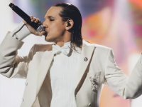 X Factor 2025, pagelle del primo Live: Delia e PierC alieni (9), il pubblico si vendica dei Copper Jitters