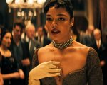 Hedda, recensione: l'assolo di Tessa Thompson per una tesa satira sull'arroganza umana