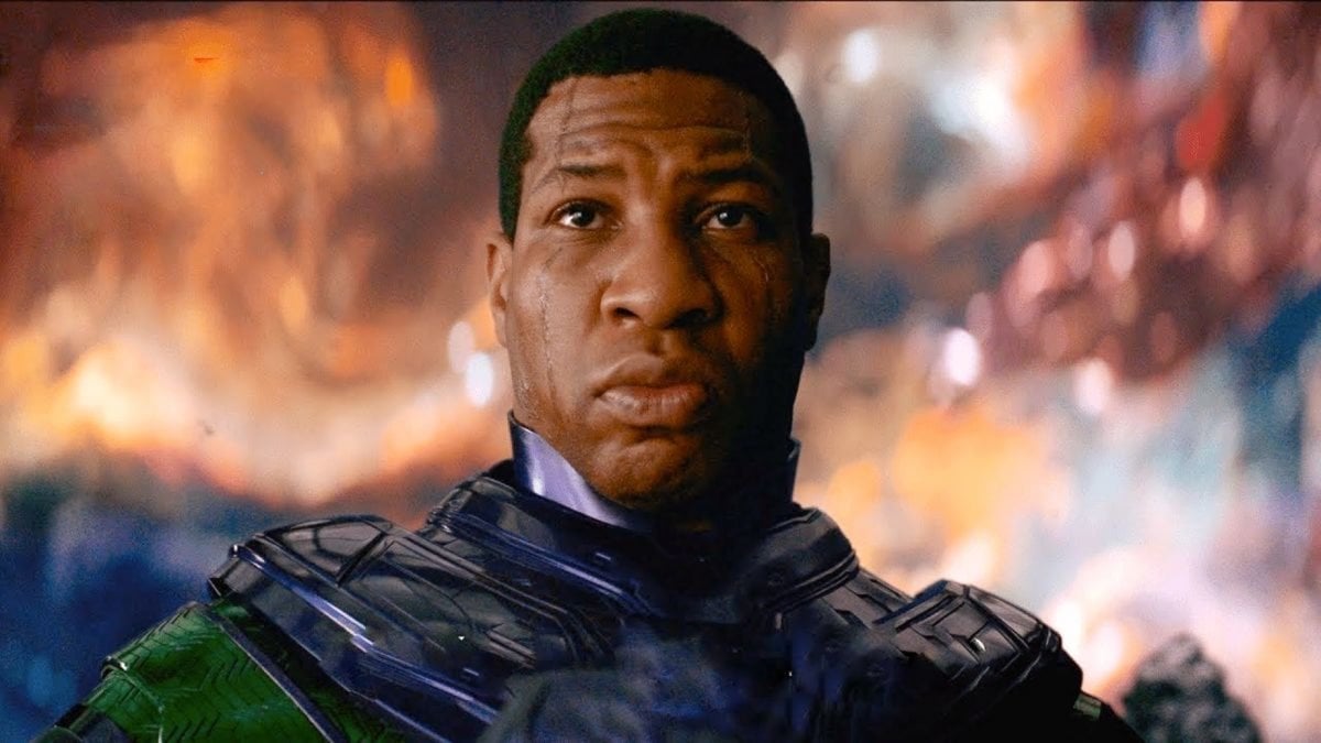 avengers jeremy renner svela marvel aveva grandi piani per kang prima della condanna di jonathan majors