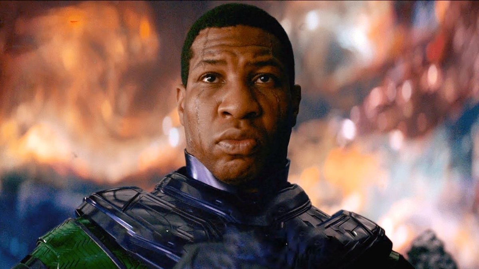 Jonathan Majors nei panni di Kang