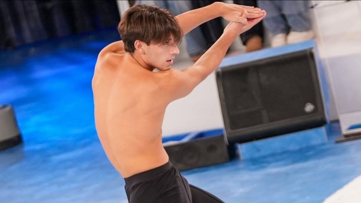 Amici 25, la reazione di Tommaso dopo l’eliminazione di Alessandra Celentano emoziona tutti Amici 25, la reazione di Tommaso dopo l’eliminazione di Alessandra Celentano emoziona tutti