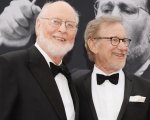 John Williams 'rinuncia' alla pensione per Steven Spielberg: a 93 anni al lavoro per il nuovo film sugli UFO