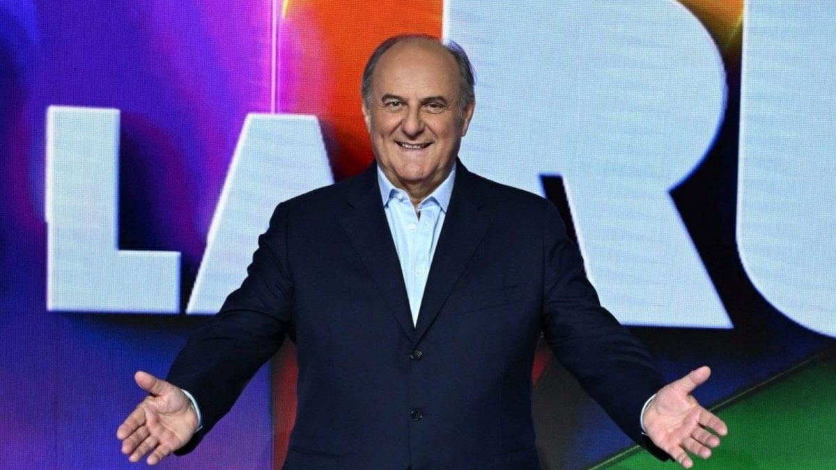 this is me stasera su canale 5 gerry scotti loredana bert232 e gli altri ospiti dell8217ultima puntata da Movieplayer.it this is me stasera su canale 5 gerry scotti loredana bert232 e gli altri ospiti dell8217ultima puntata