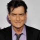 Nato il quattro luglio, Charlie Sheen 'Oliver Stone mi tradì dando il ruolo a Tom Cruise, ma lui era da Oscar'