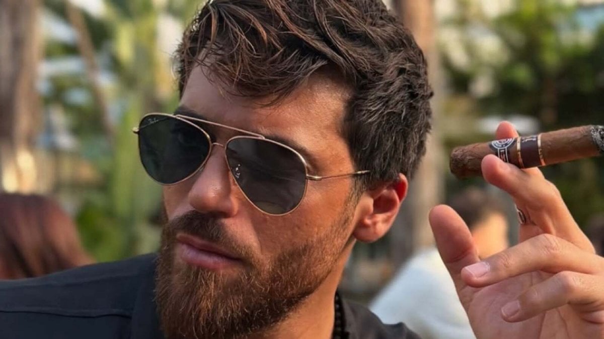 can yaman da sandokan ad agente segreto sui social le foto del duro allenamento per la sua serie spagnola da Movieplayer.it can yaman da sandokan ad agente segreto sui social le foto del duro allenamento per la sua serie spagnola