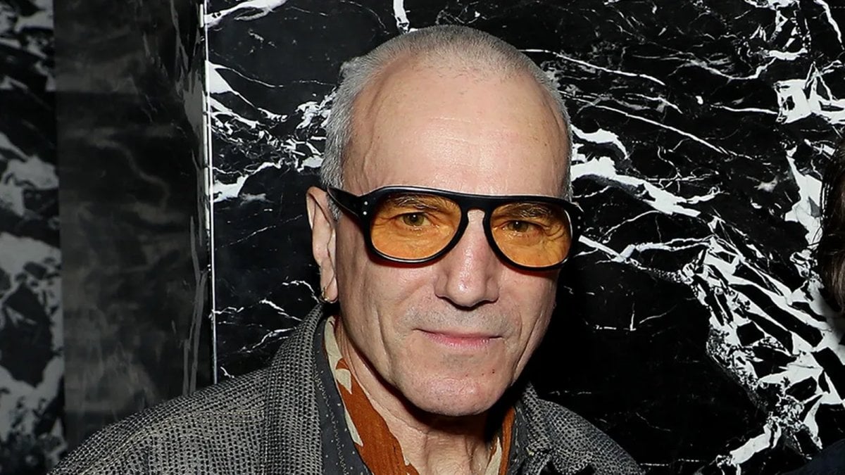 daniel day lewis risponde a brian cox jeremy strong non usa il metodo a causa mia