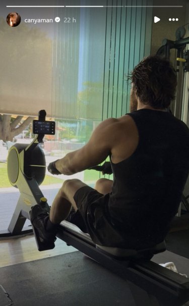 Lallenamento Di Can Yaman In Spagna