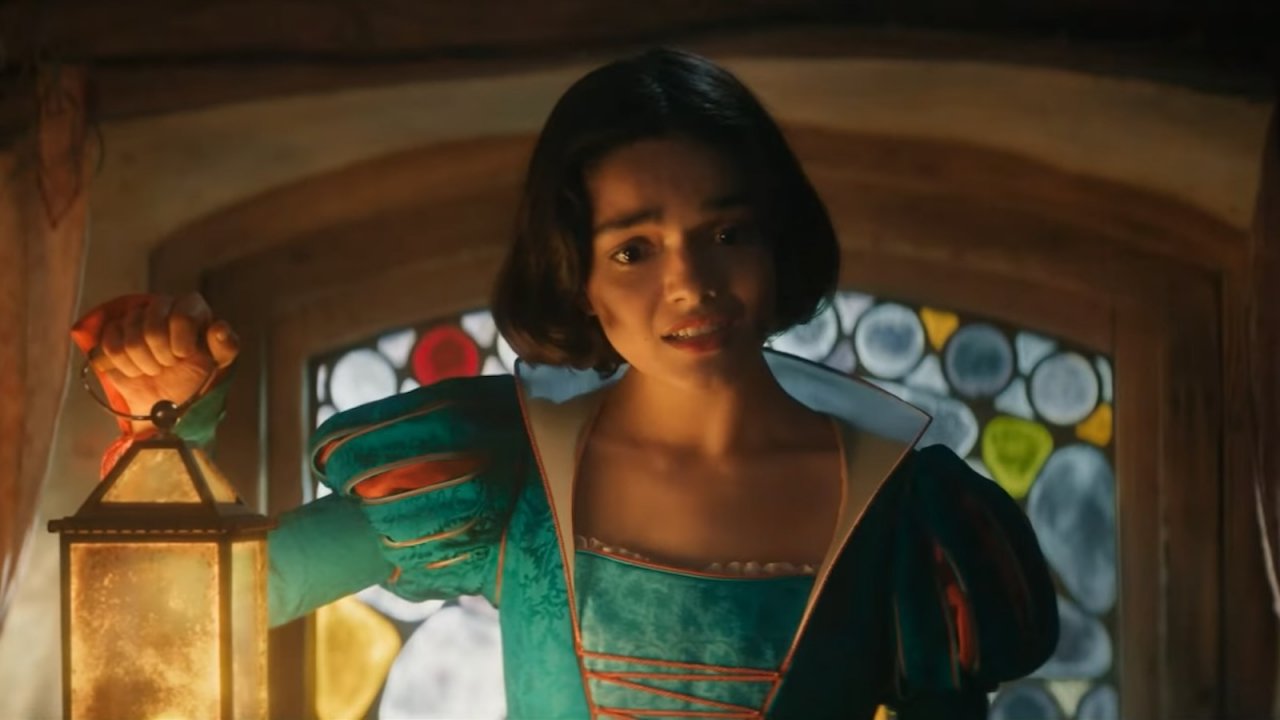 Biancaneve, Rachel Zegler in una scena