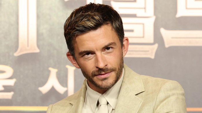 Jonathan Bailey è l'uomo più sexy del mondo del 2025 secondo People
