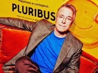 Pluribus raccontata dal genio di Vince Gilligan: 'Una storia inaspettata e universale'. L'intervista