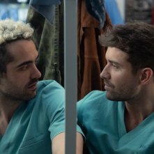 Vecchi e nuovi volti nella serie Netflix