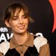 Maya Hawke rivela l’ironico consiglio di Uma Thurman per lavorare con Quentin Tarantino: “Tieniti le scarpe'