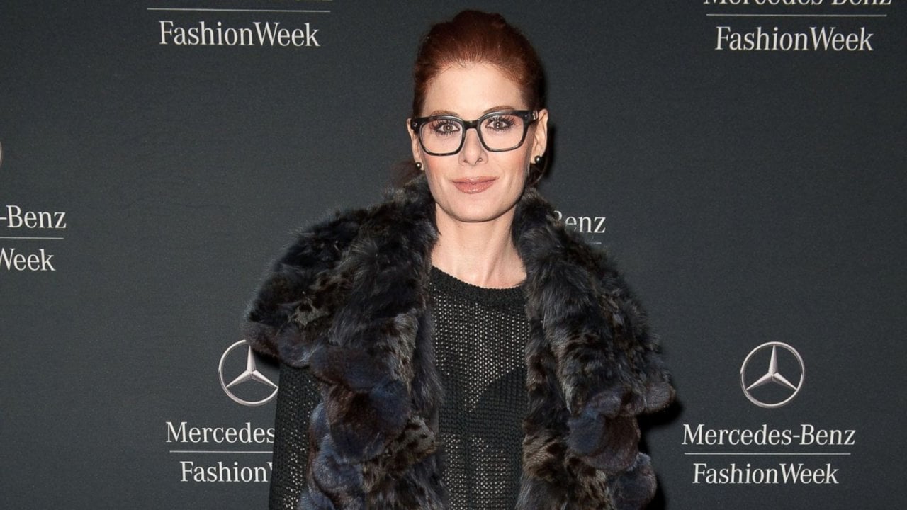 Debra Messing durante un photocall