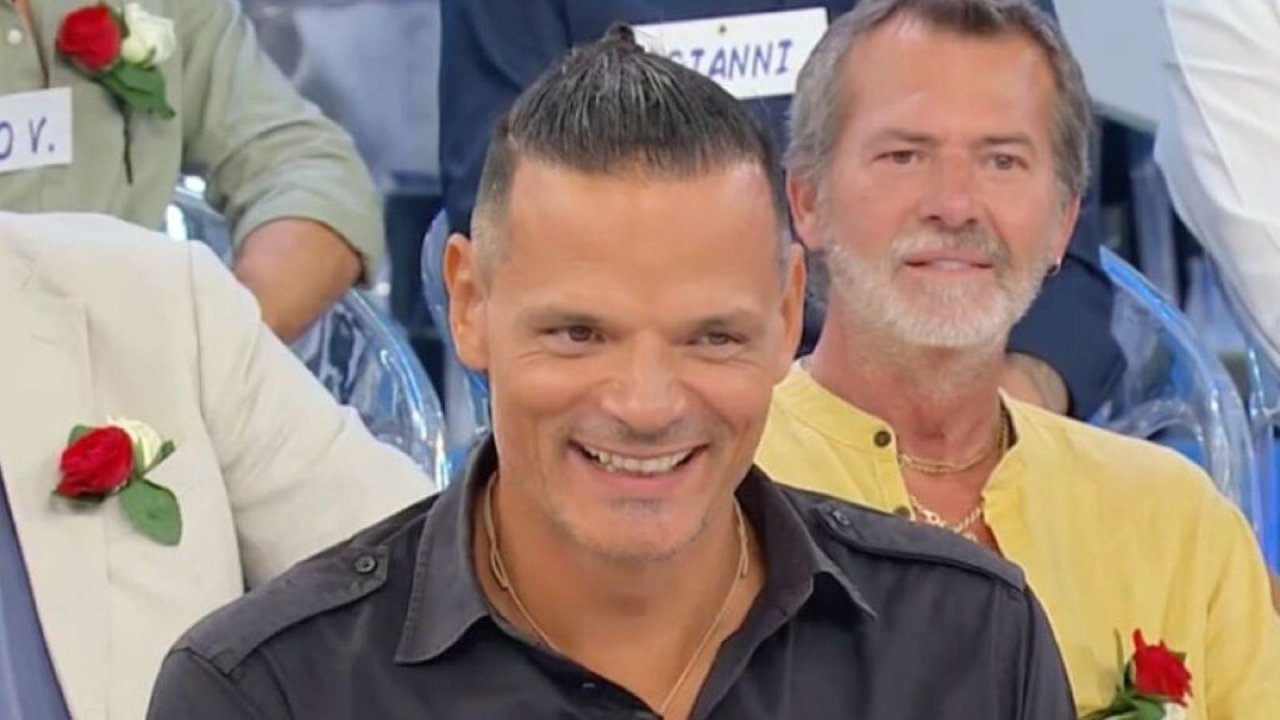 Uomini e Donne, Federico corteggia Agnese ma balla con Lucia, Marco abbandona Sara