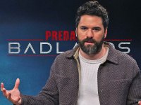 Predator: Badlands, il regista Dan Trachtenberg: 'Voglio continuare a espandere questo universo'