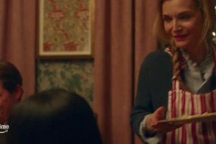 Oh. What. Fun. - Trailer italiano della commedia Prime Video con Michelle Pfeiffer e Felicity Jones