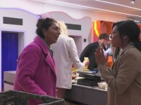 Grande Fratello, Francesca contro Donatella: 'Mi hai preso per i capelli, è folle quello che hai fatto'