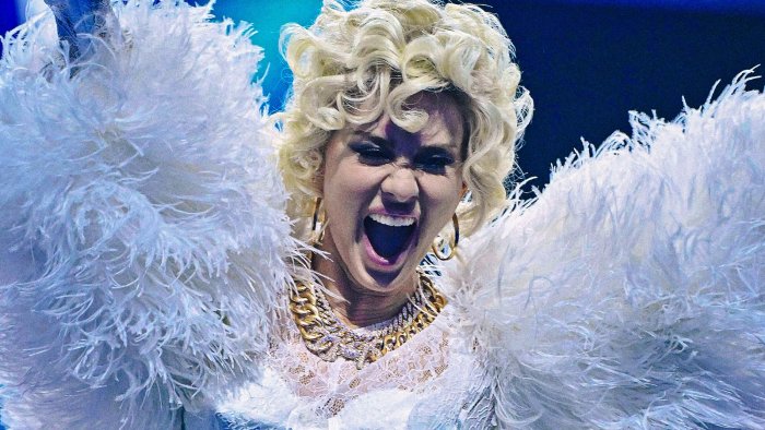 X Factor 2025, pagelle terzo Live: Paola Iezzi non ne azzecca una, perchè Lauro si accanisce su Layana?