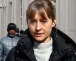 Allison Mack e la vita nella setta a sfondo sessuale: 'Ero violenta, aggressiva, un mostro orribile'