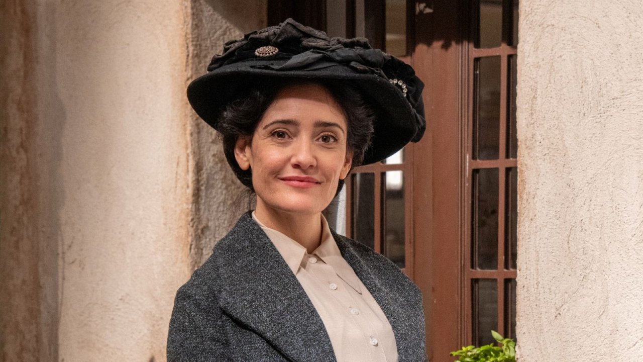 La Promessa anticipazioni 12 novembre: Pia scopre le bugie di Ana e resta sconvolta