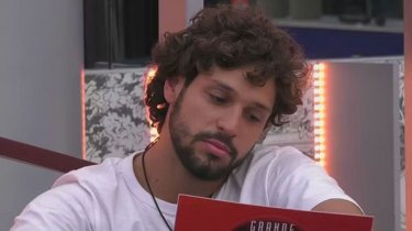 Mattia Scudieri Busta Rossa