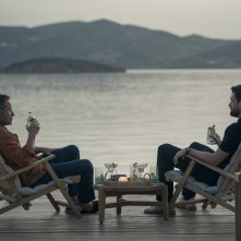 David Duchovny e Jack Whitehall insieme sulla spiaggia