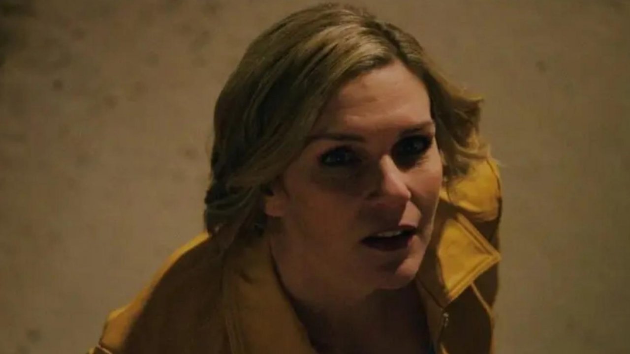 Rhea Seehorn in una scena di Pluribus