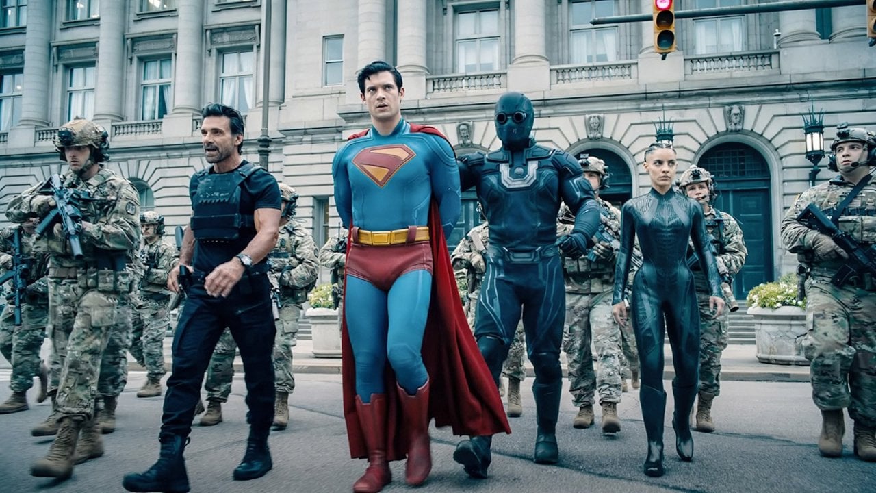 Superman, Frank Grillo e David Corenswet in una scena