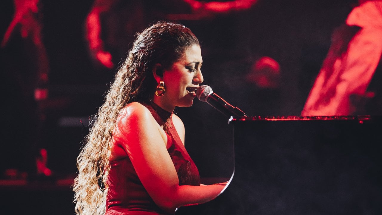 Delia, cantando una strofa di Eminem in siciliano, ha avuto accesso al quinto Live, quello degli inediti