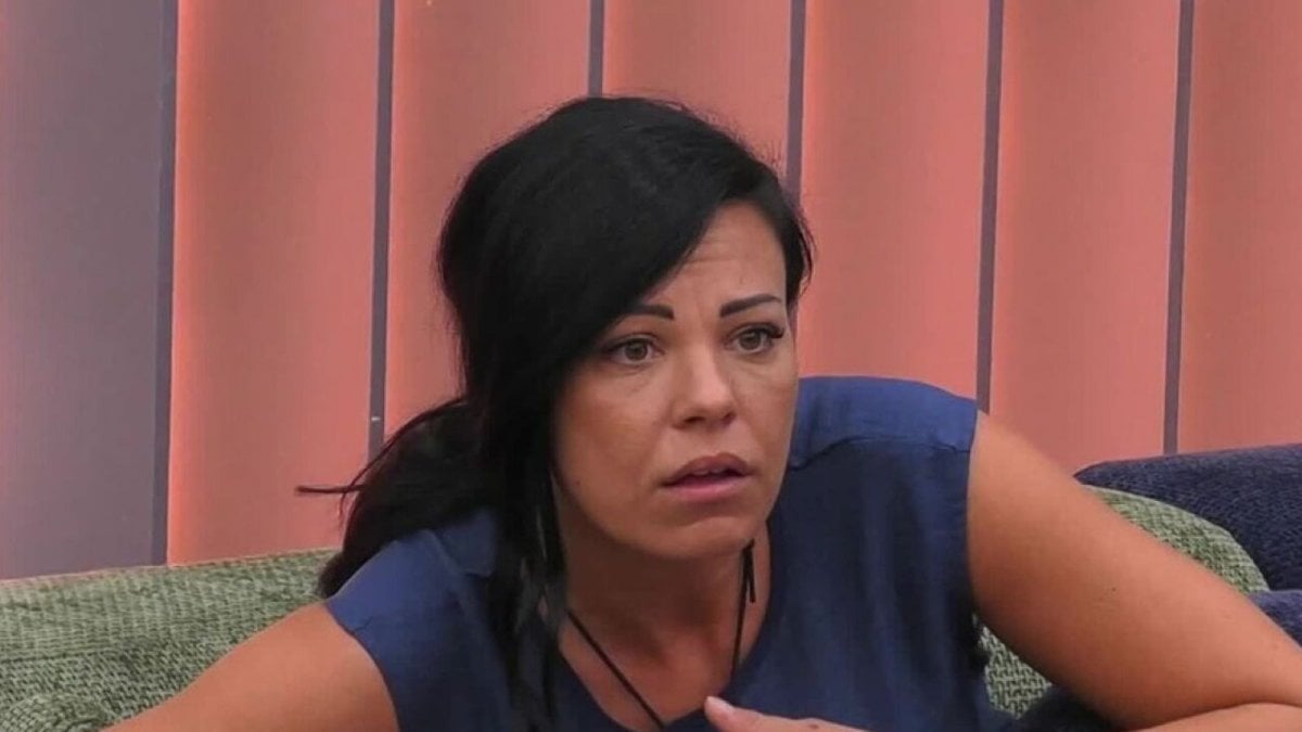Grande Fratello, Francesca contro Rasha e Omer: "La vostra storia finisce con il programma"