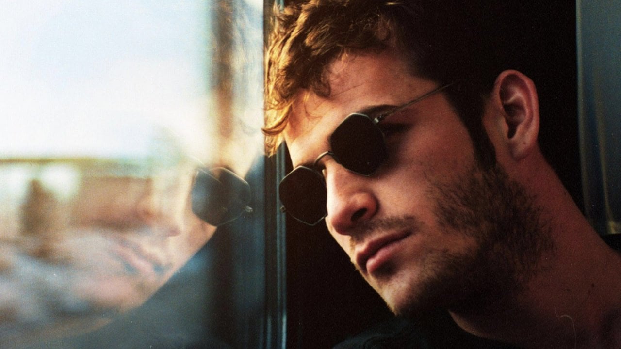 I Am Luke Perry, la recensione: un documentario intimo e ribelle, oltre l’icona teen