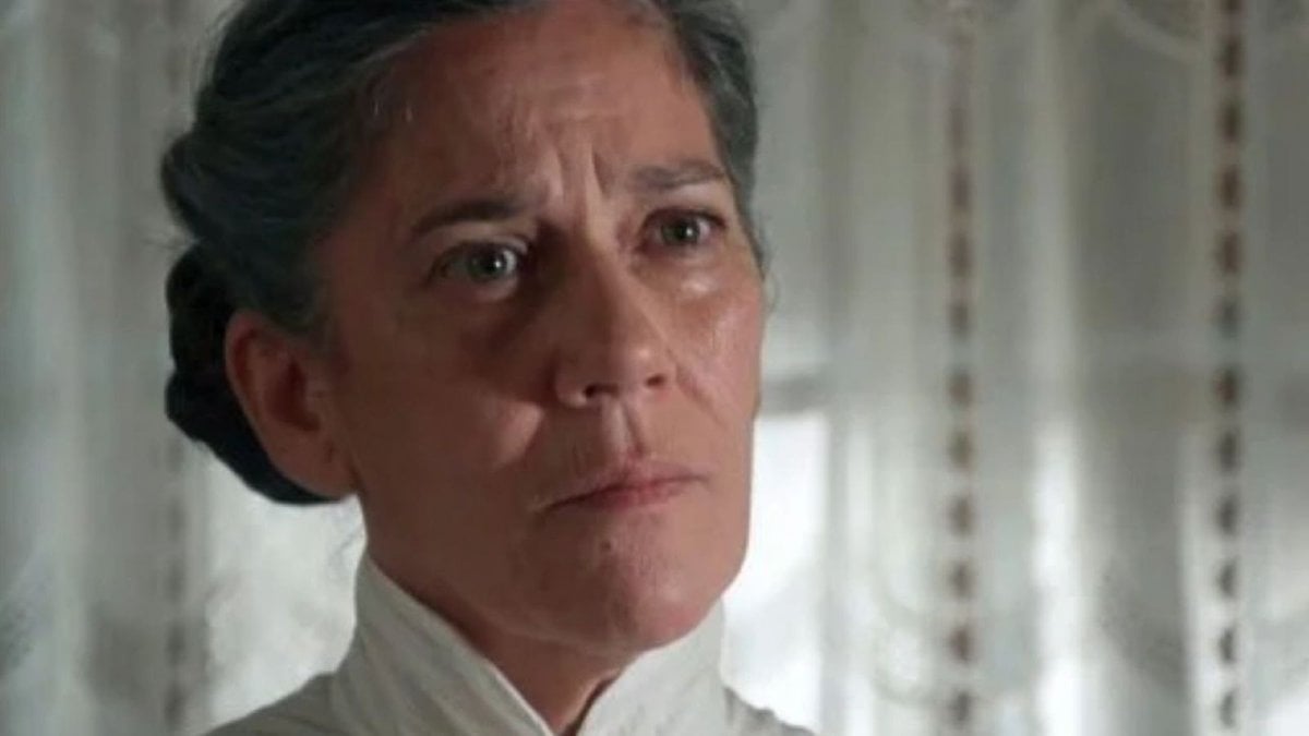 la promessa anticipazioni 15 novembre cruz vuole cacciare ramona ma petra la ferma