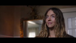 Una di famiglia - The Housemaid - Nuovo trailer italiano del thriller con Sydney Sweeney, Amanda Seyfried e Brandon Sklenar